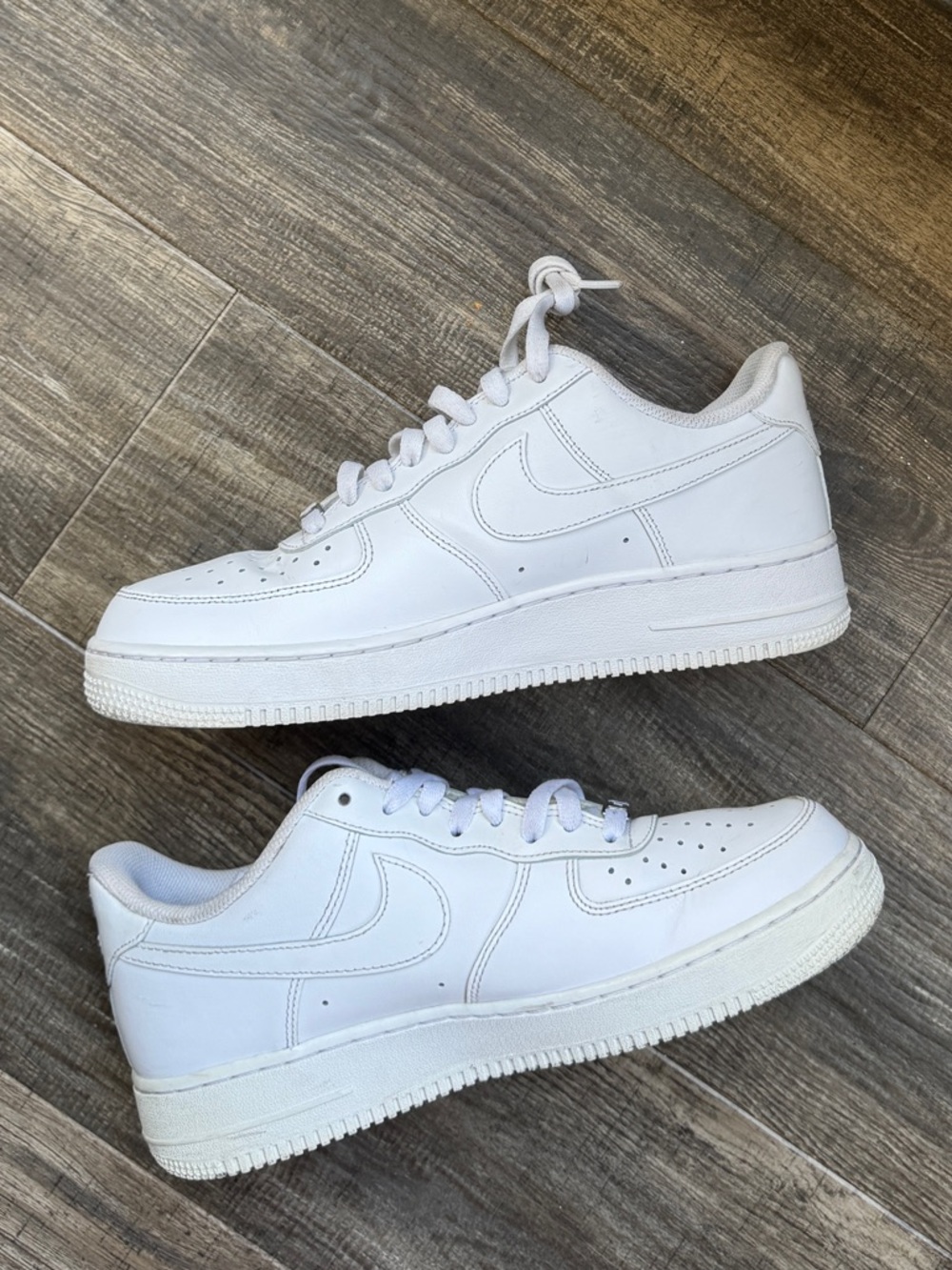Nike Air Force 1 one white low af men’s 8.5 - Picture 2 of 6